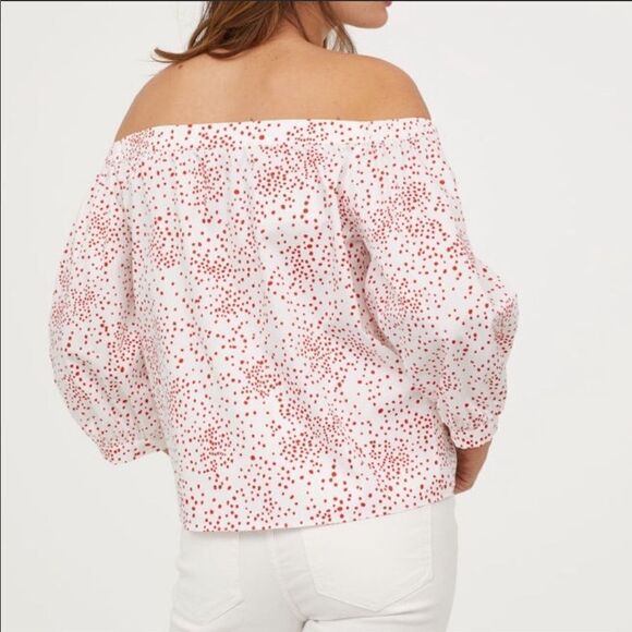 ✨HP✨H&M Off-the-shoulder Blouse✨ - Picture 2 of 4